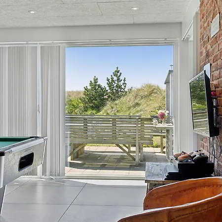 度假居 In With Sauna