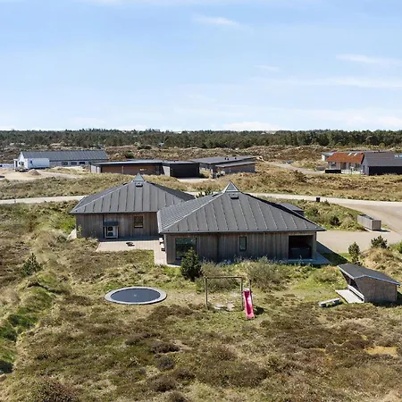 بيت للعطل In With Sauna ثيستد