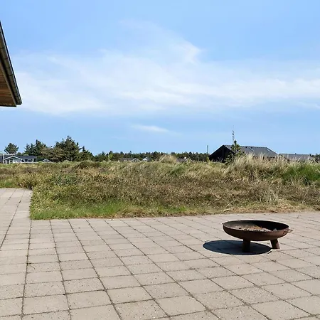 In With Sauna ثيستد