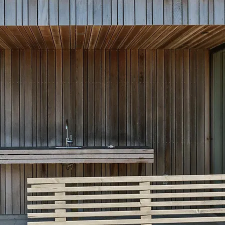 In With Sauna بيت للعطل *