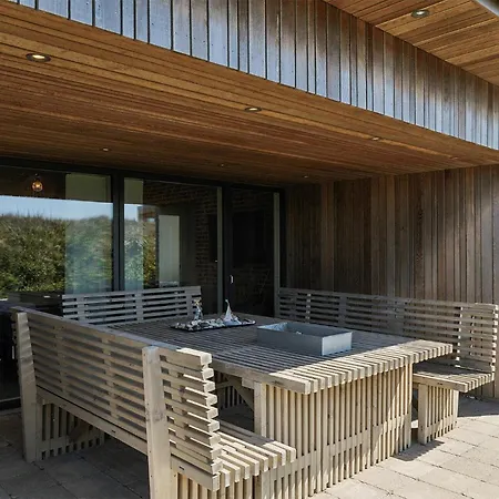 In With Sauna بيت للعطل ثيستد