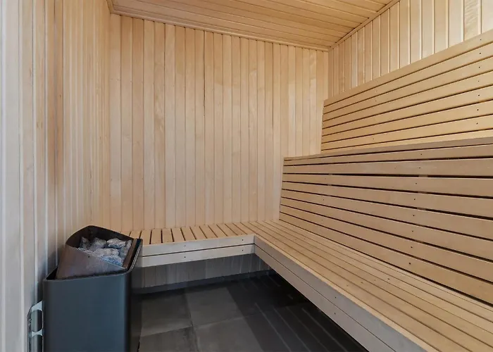 In With Sauna بيت للعطل ثيستد