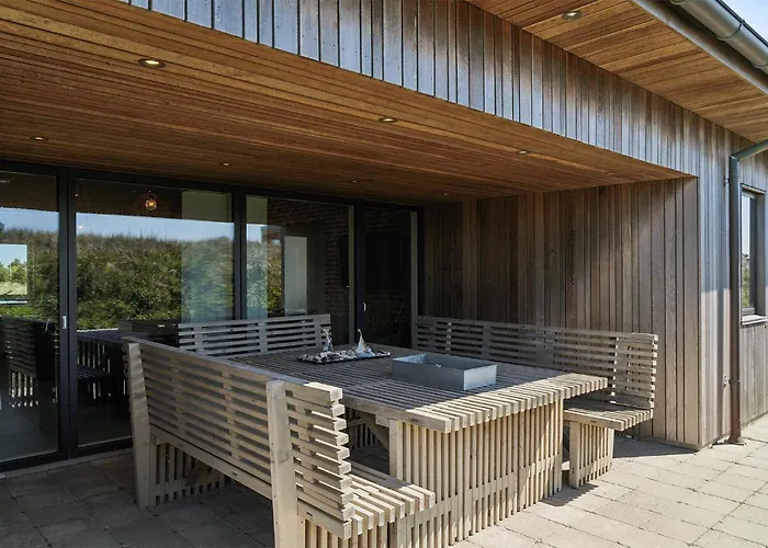 In With Sauna بيت للعطل ثيستد